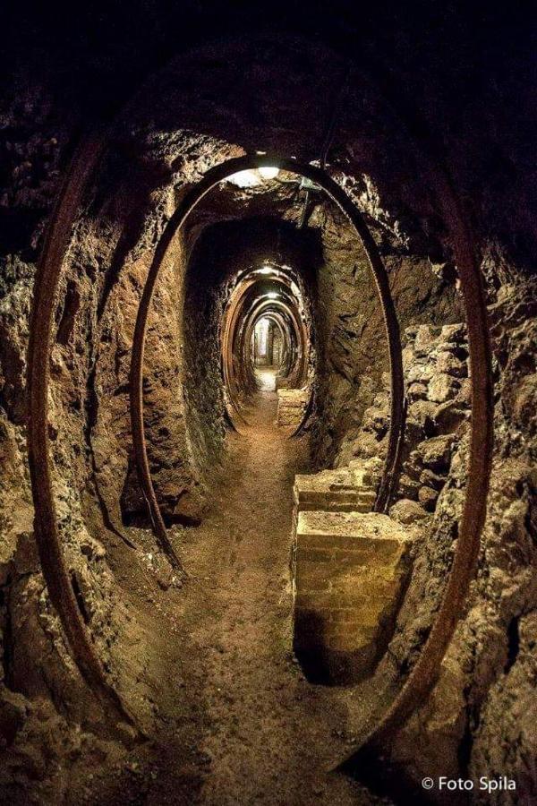 Agora Lägenhet Montecatini Val di Cecina Exteriör bild