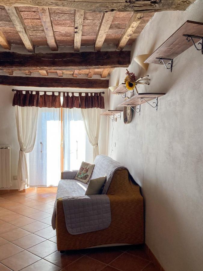 Agora Lägenhet Montecatini Val di Cecina Exteriör bild